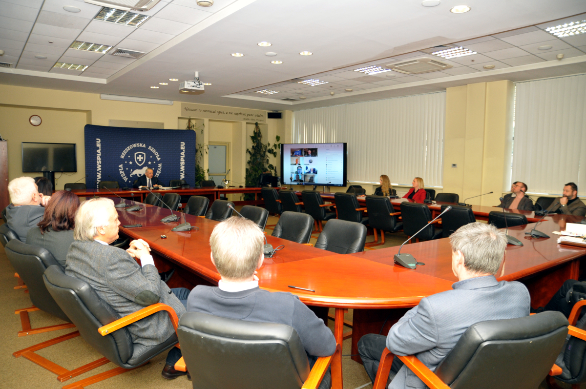 Zmiana struktury Katedr w WSPIA Rzeszowskiej Szkole Wyższej